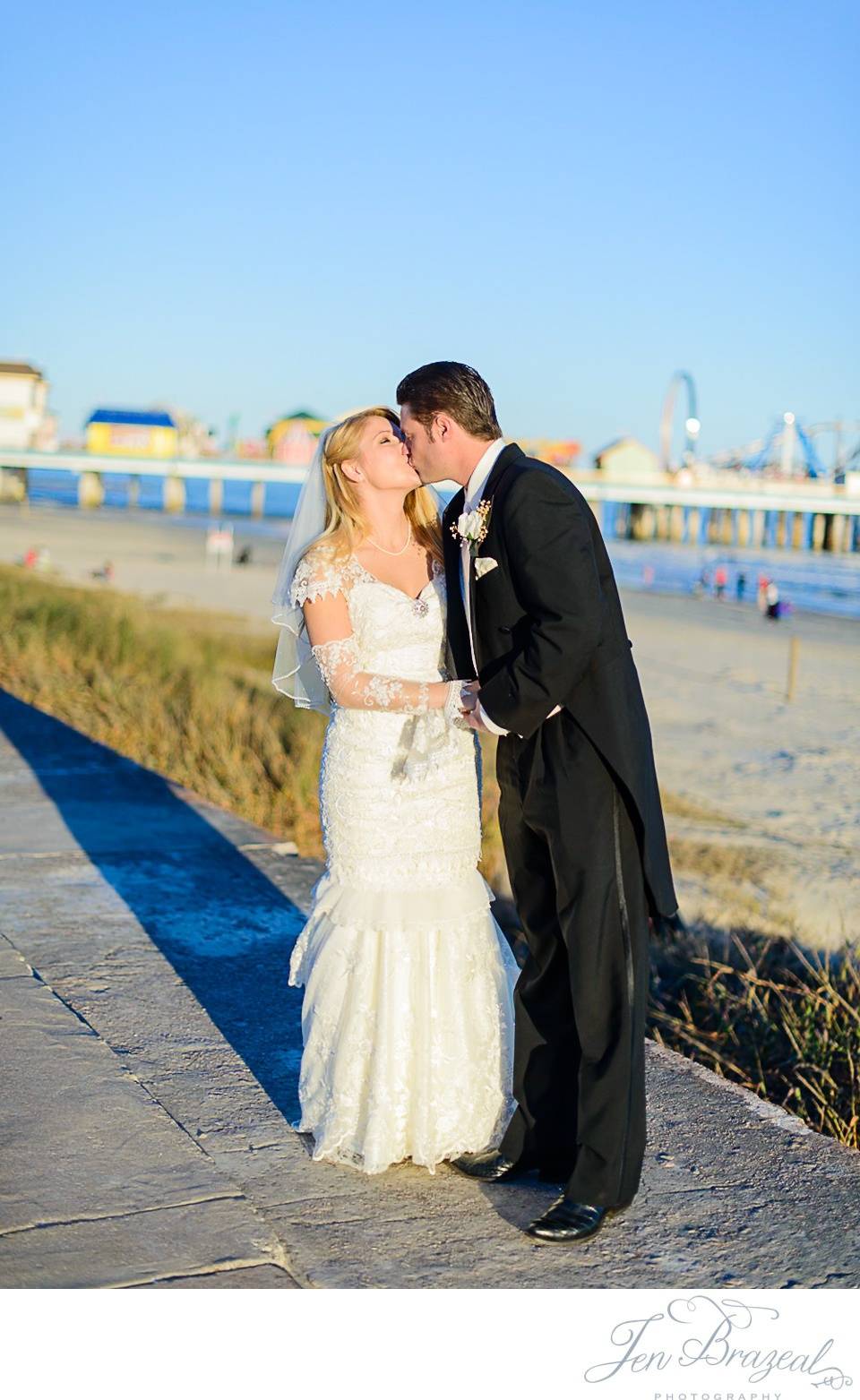 beach wedding photos