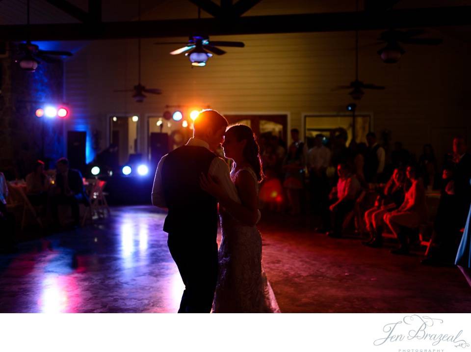 bride and groom last dance silhouette 