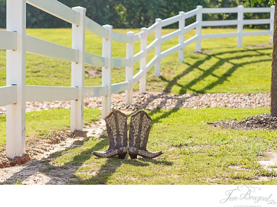 bride cowboy boots